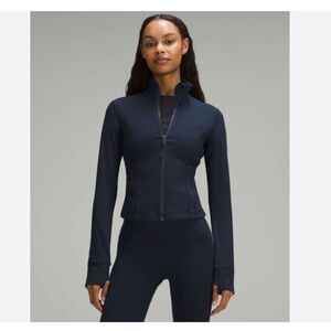 LULULEMON Define Cropped Jacket Nulu True Navy Size 6